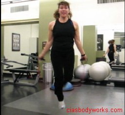 Cia Tweel in the air skipping rope